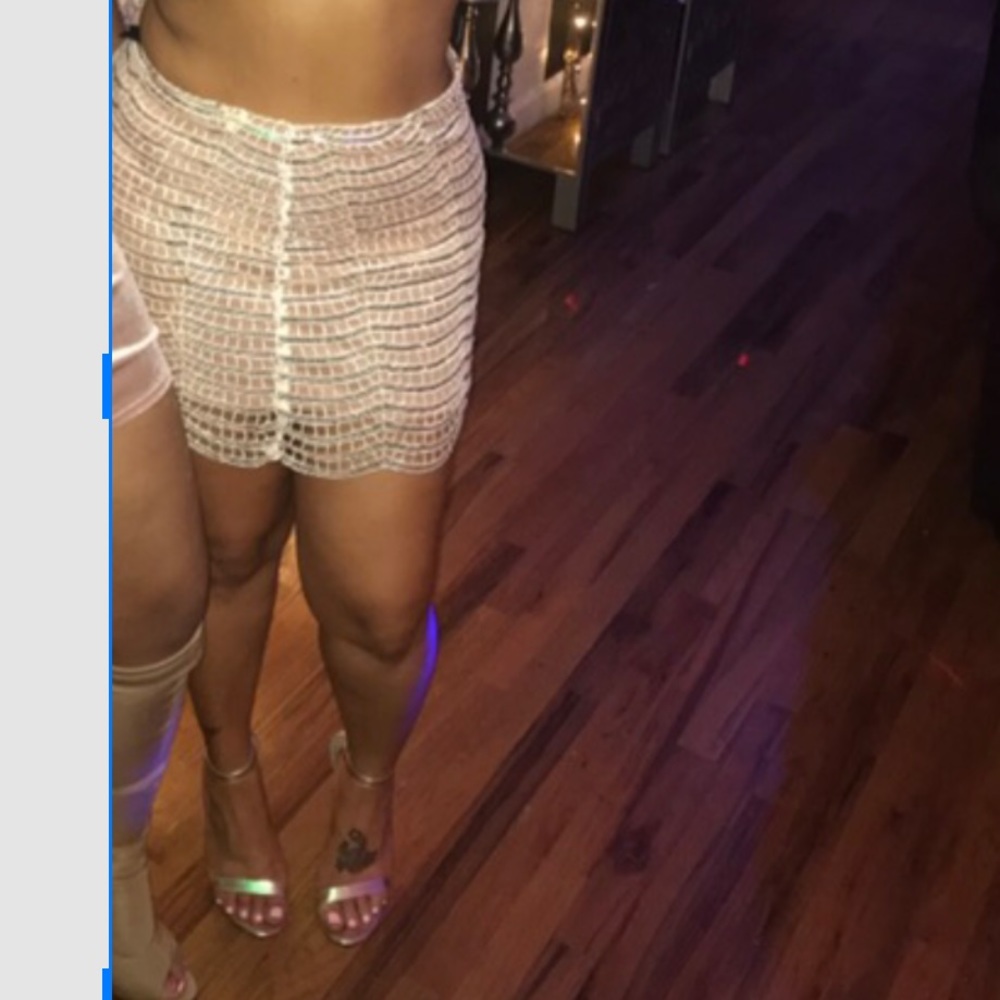 Woman’s sequin Miniskirt - Picture 5 of 7